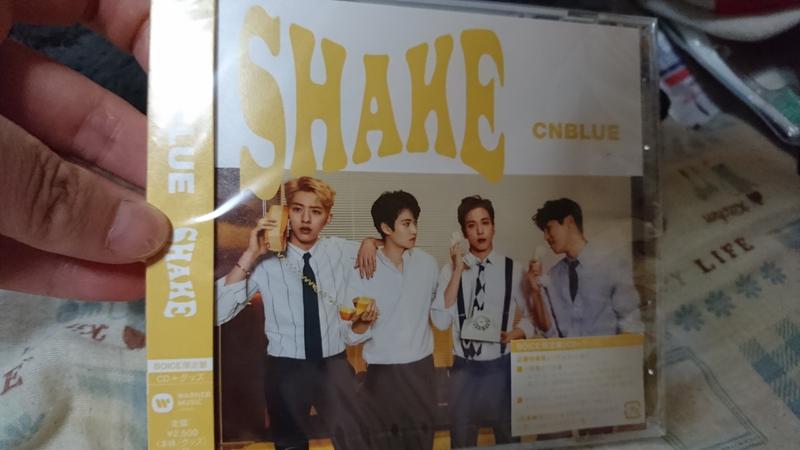 SHAKE ライブグッズの画像